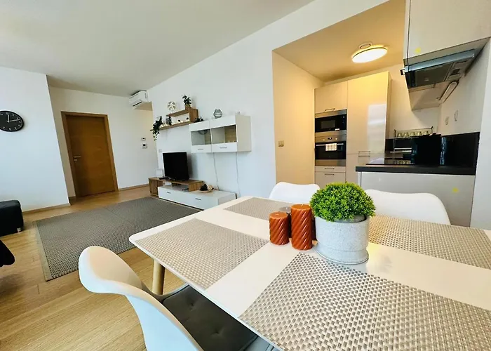 Apartments05 In New Building With Free Parking Panorama - Amazing View Close To Old Town * Братислава